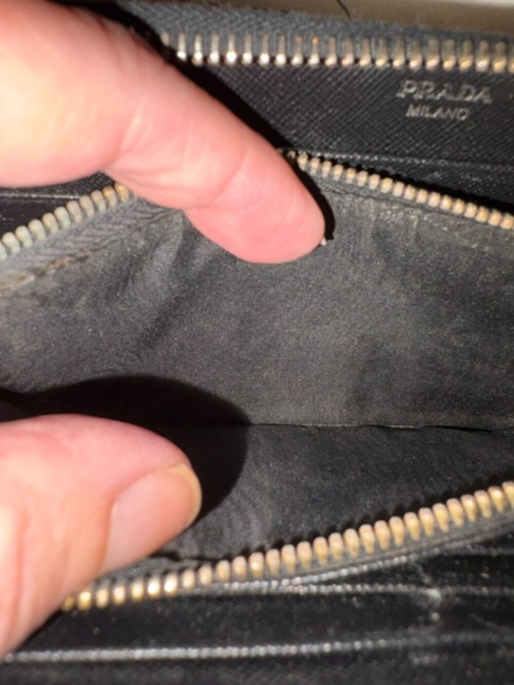 PRADA Saffiano leather zippy wallet - Picture 6 of 11